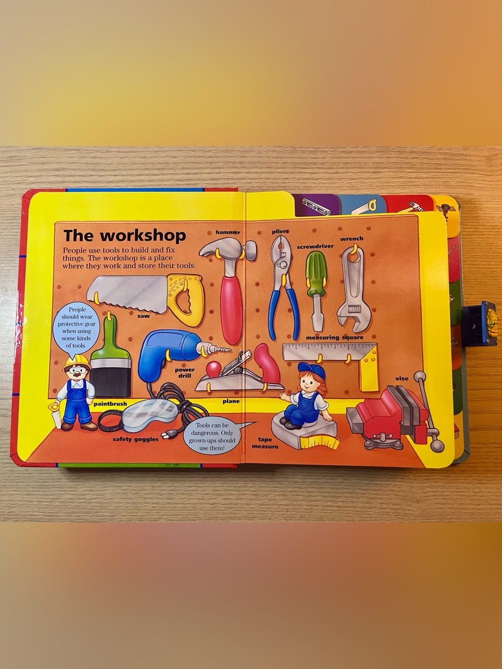 VTG 1998 Fisher Price Little People All About Tools CarryAlong Board Book wLatch - Picture 3 of 5